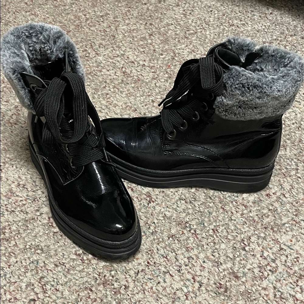 TJ collection handmade Italy black lug sole real sherling Lined Women's Boots